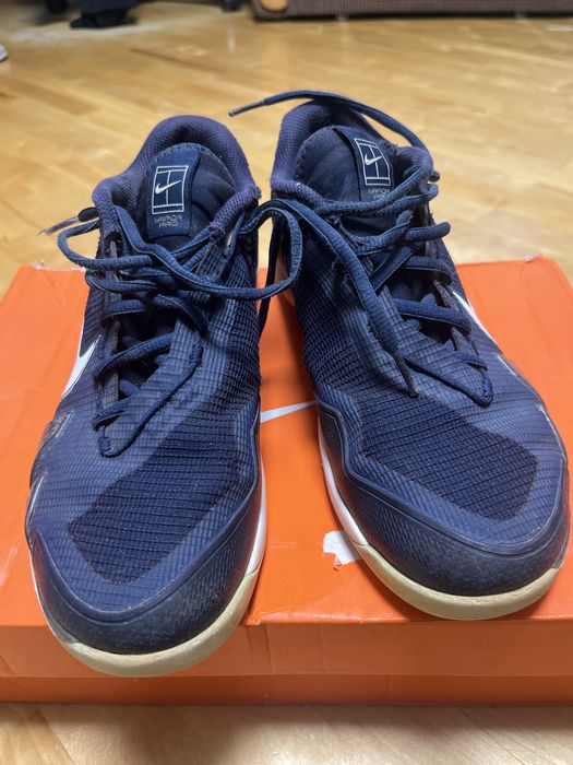 кроссовки теннисные Nike