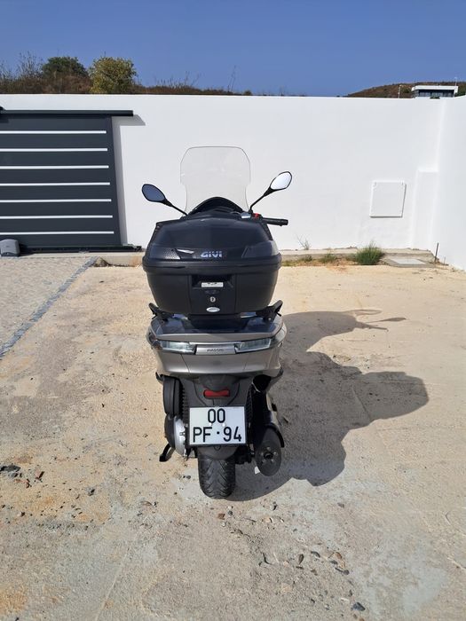 Piaggio X10 350 Executive
