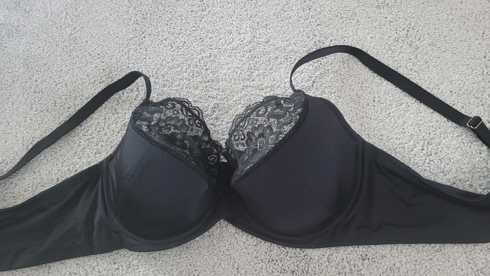 Esotiq, czarny, koronka, seksowny, nowy. 90B