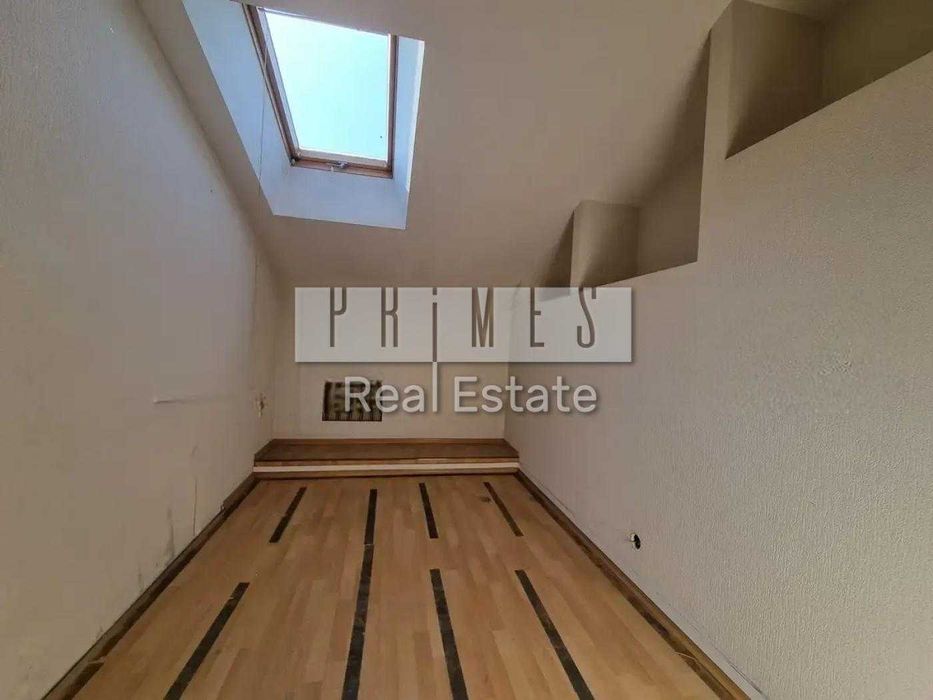 Продаж дворівневої квартири, вул. Костьольна 6, центр, Майдан