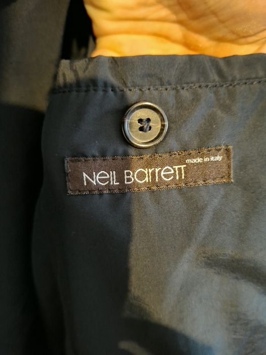 Sobretudo Neil Barrett (Lã Virgem/Caxemira) – Tam. M