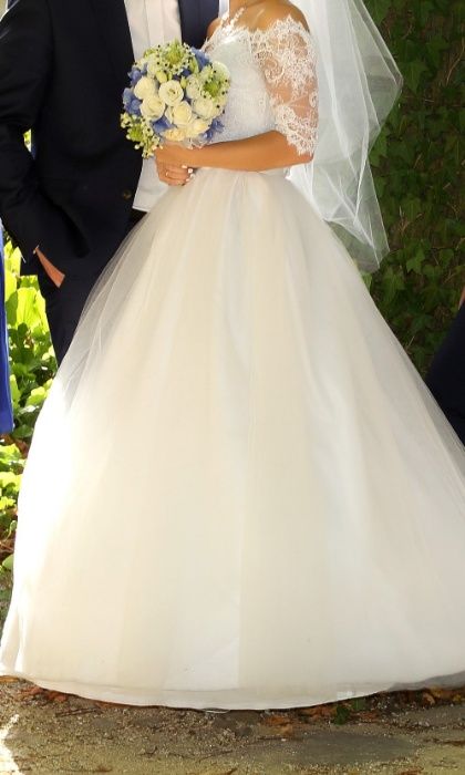 suknia ślubna firmy Venus