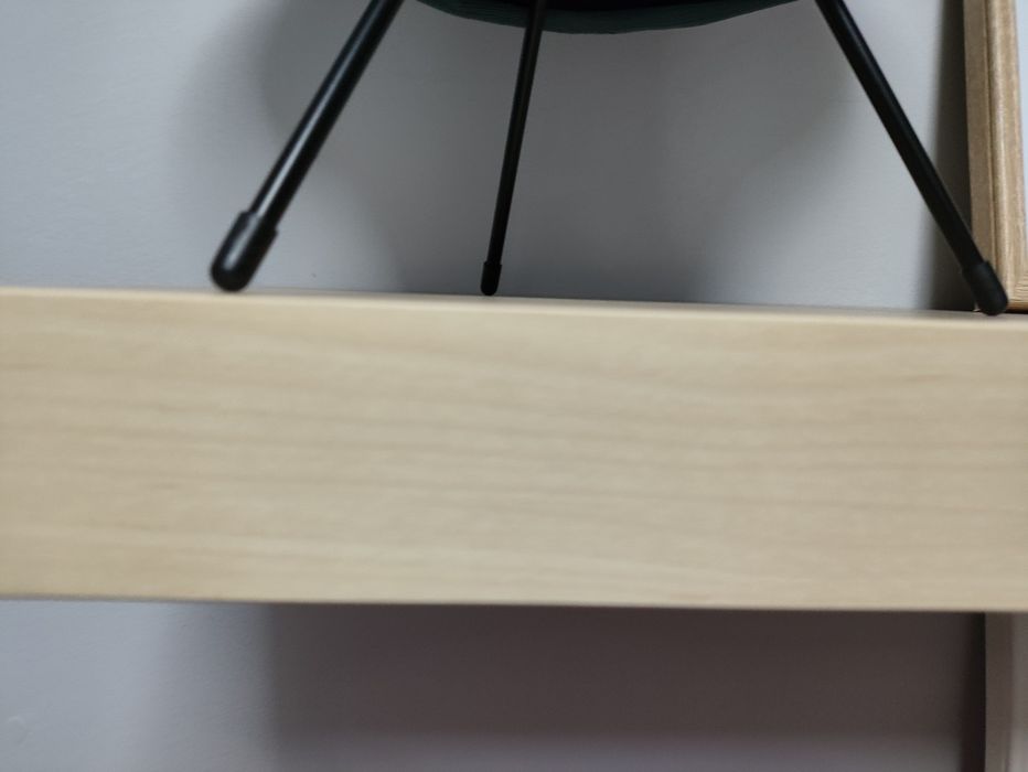 Kallax IKEA com gavetas, pés e prateleiras