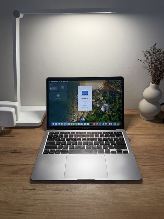 MacBook Air M1 16GB RAM 256Gb SSD