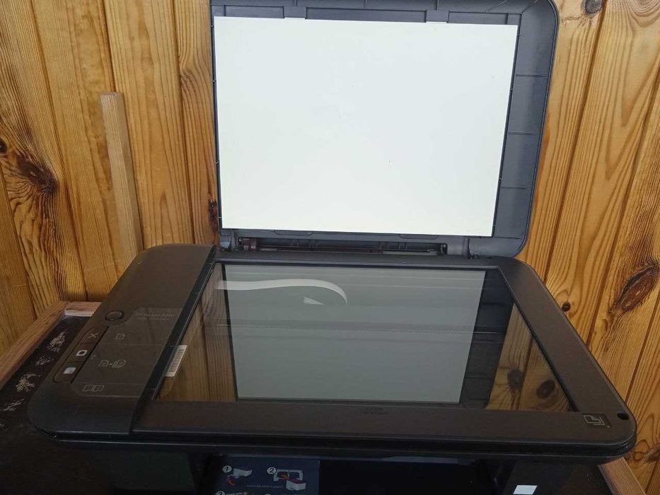 МФУ HP Deskjet 2050 (J510a) на запчастини / під ремонт + комплект