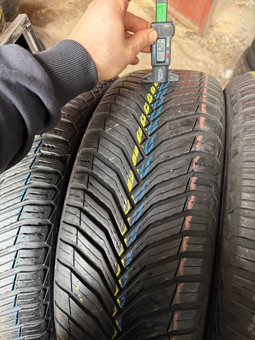 Шины БУ 225 60 R 17 Michelin CROSSCLIMATE Всесезон Комплект резина