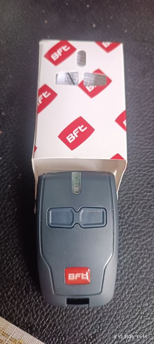 3 sztuki piloty BFT Mitto 433.92mhz