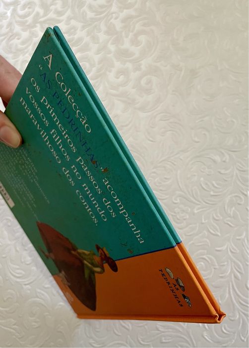 Livro: "A bela adormecida" (adaptado para crianças)