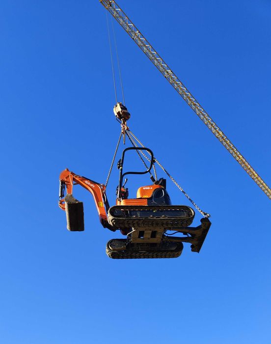 Minikoparka   -  usługi specjalistyczne