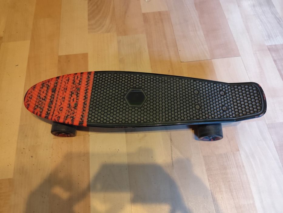 Penny board (pouco usada)