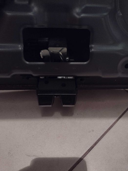 Zamek szyba klamka klapa tył Hyundai i30