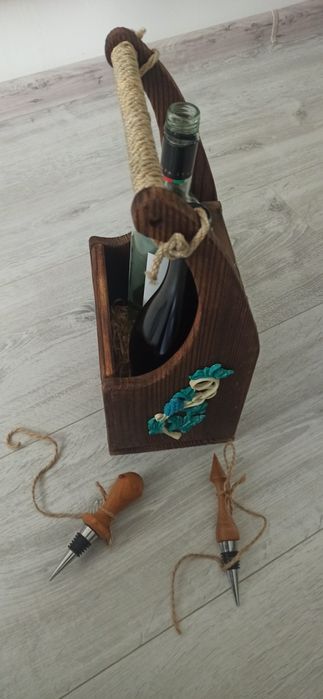 Деревянный декоративный ящик для вина