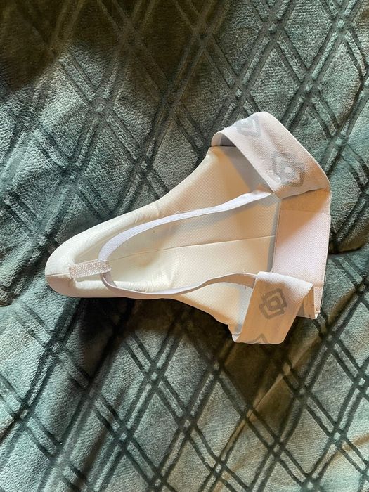 Coquilha homem Daedo