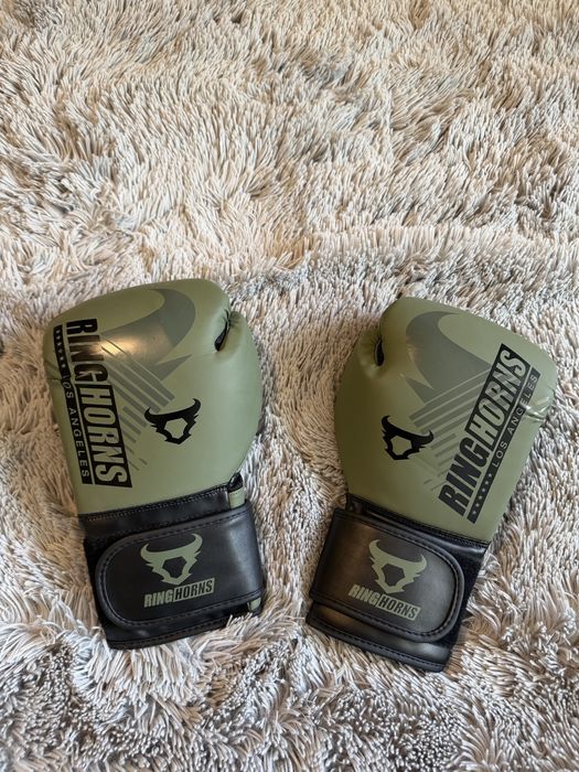 Rękawice bokserskie Ringhorns Charger Mx Olive Green 12oz