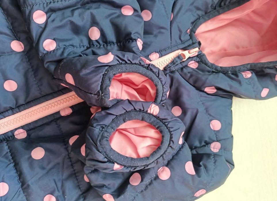 Продам курточку на дівчинку ТМ " CARTER'S " на 2 рочки