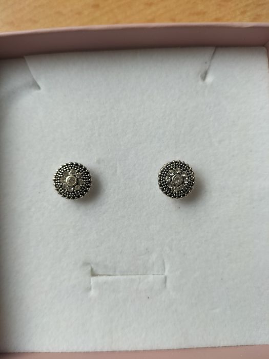 Zestaw 2 par kolczyków Orsay stan bardzo dobry.