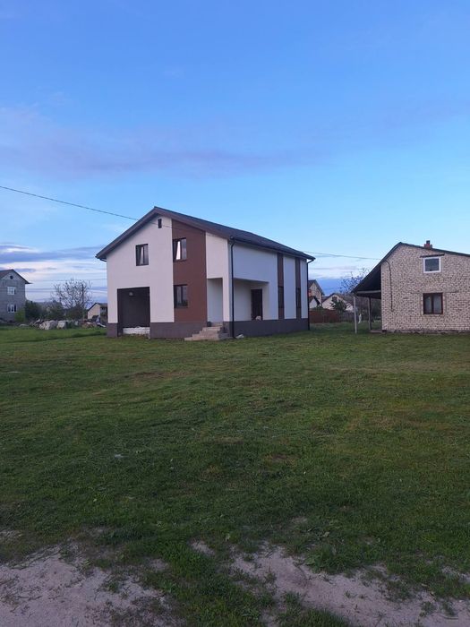 Продаж нового будинку!