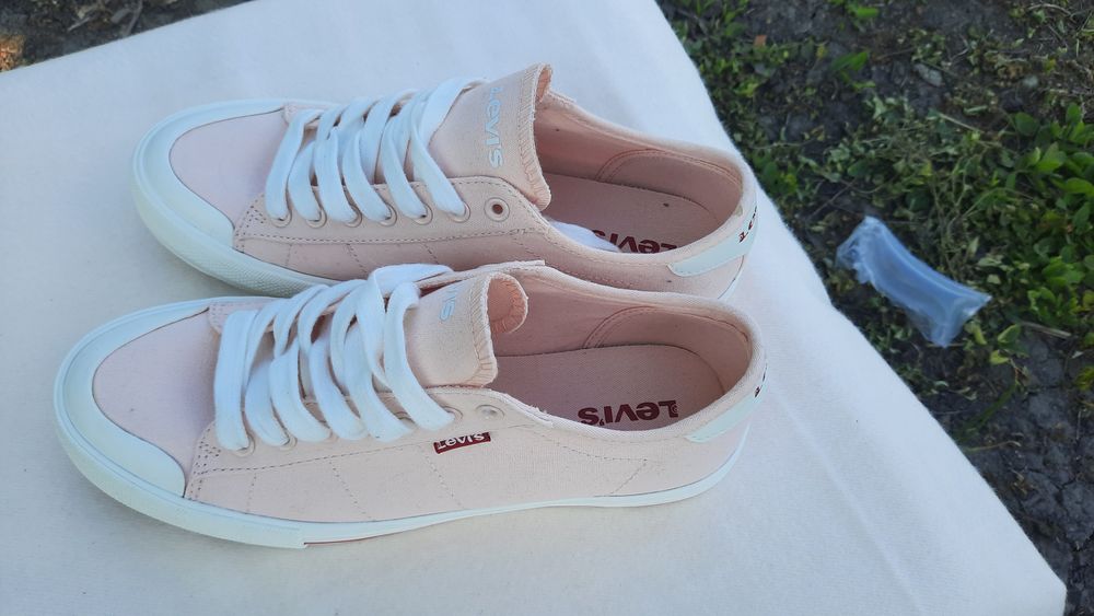 Кеди " Levi's" жіночі