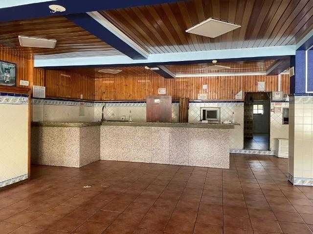 Arrenda espaço amplo bem localizado em Celorico da Beira