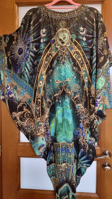 Sukienka jedwabna Camilla. Kaftan. Swarovski.