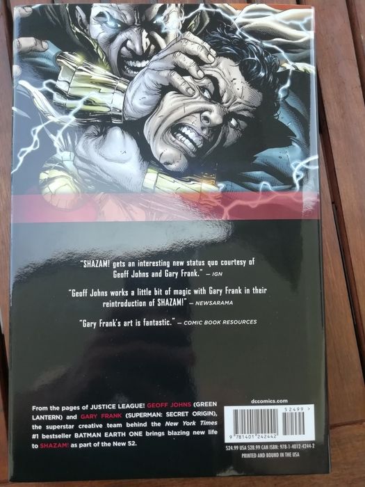Shazam by Geoff Jonhs bd banda desenhada DC comics
