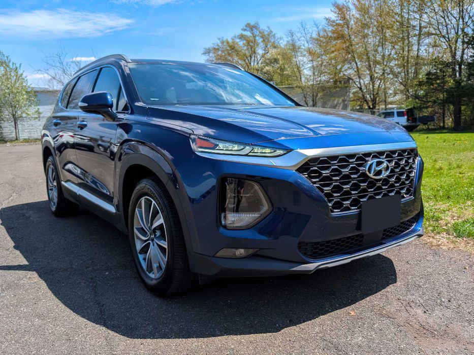 Hyundai Santa Fe      2019