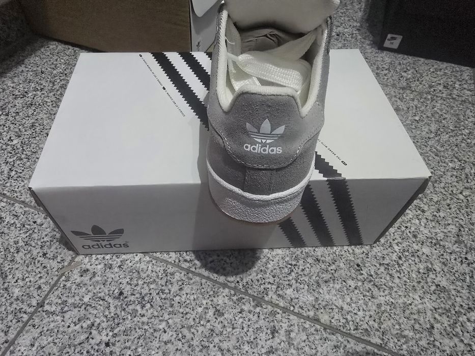 Sapatilhas adidas campus cinza