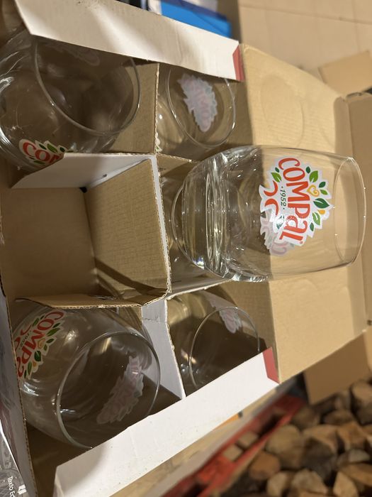 Copos publicidade compal novos