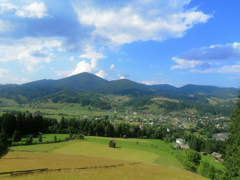 Від власника земельна ділянка під забудову!