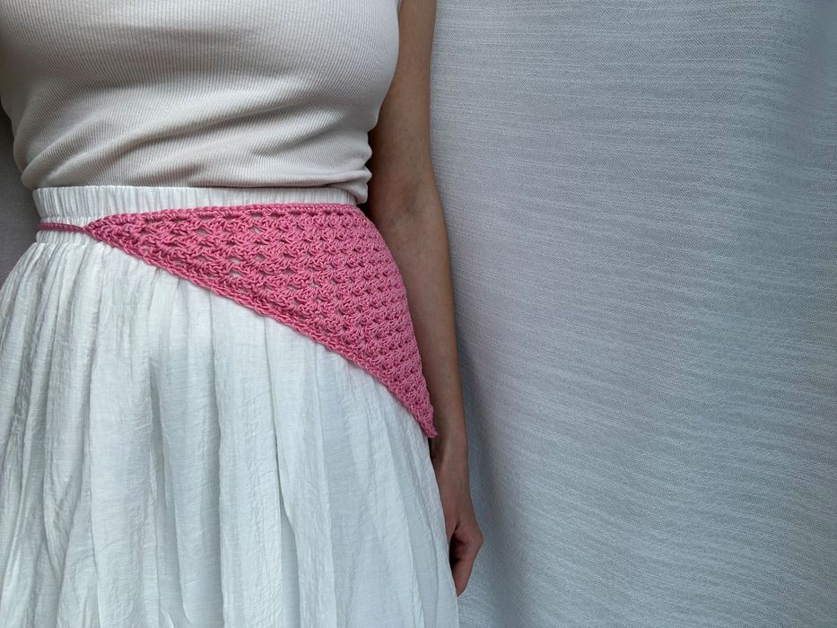 Bawełniana różowa chusta bandana na szydełku