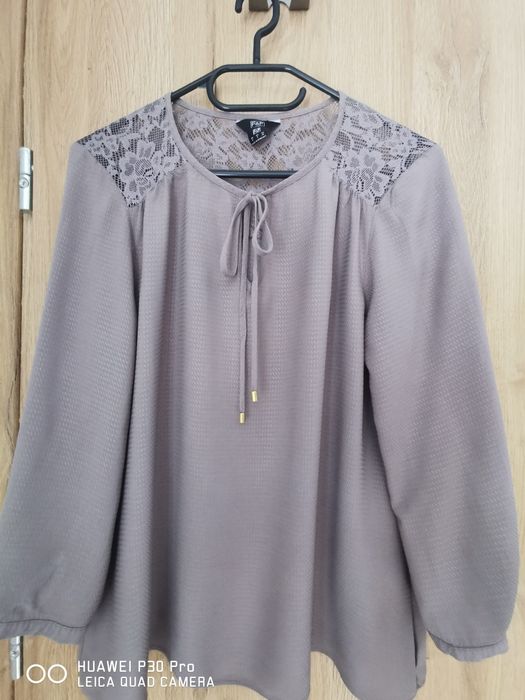Elegancka bluzka nową rozmiar S /M