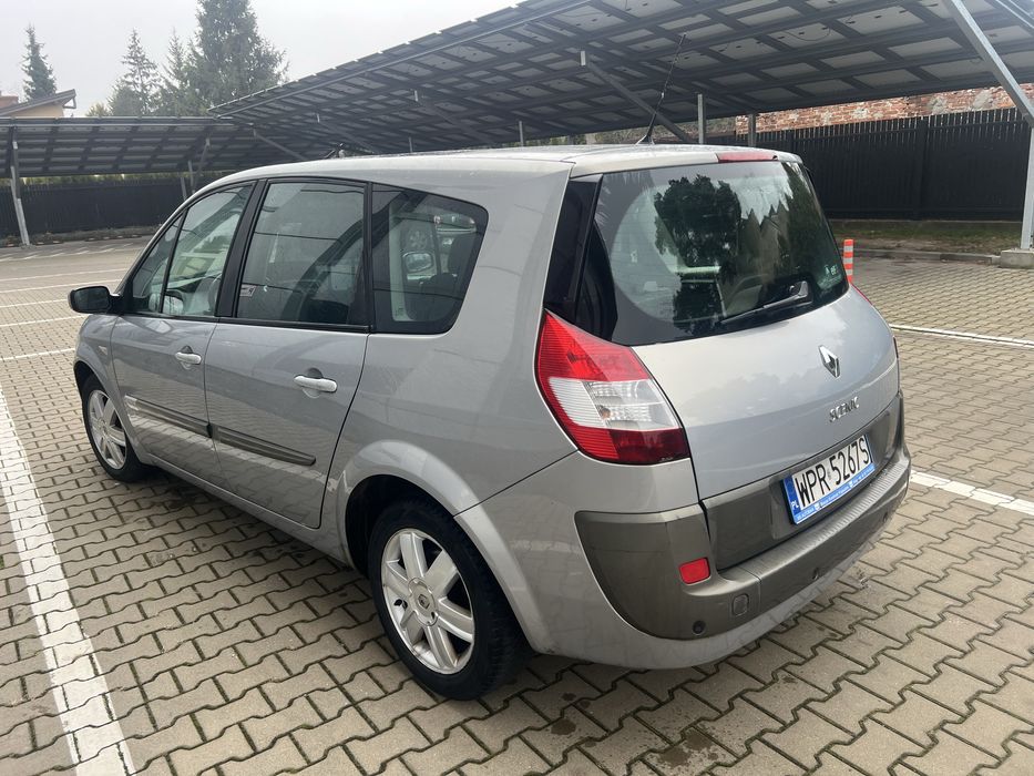 Renault Grande Scenik 2.0 V16 7 osob Manual Benzyna