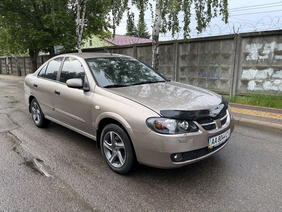 Нісан Альмера 2005 рік,Автомат,1.8 бензин