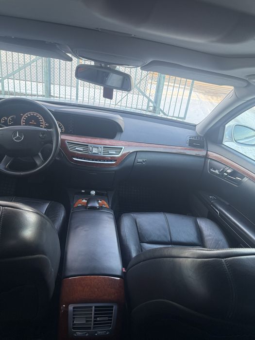 Sprzedam Mercedes W221