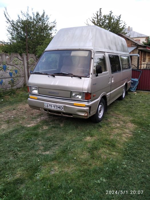 Продам Mazda e2200