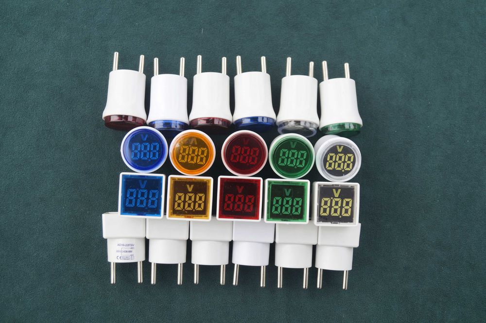 Цифровой светодиодный вольтметр в розетку 220V