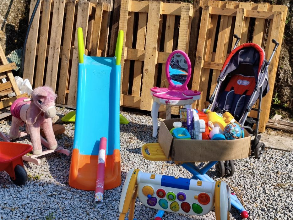 Brinquedos escorrega bicicleta varios