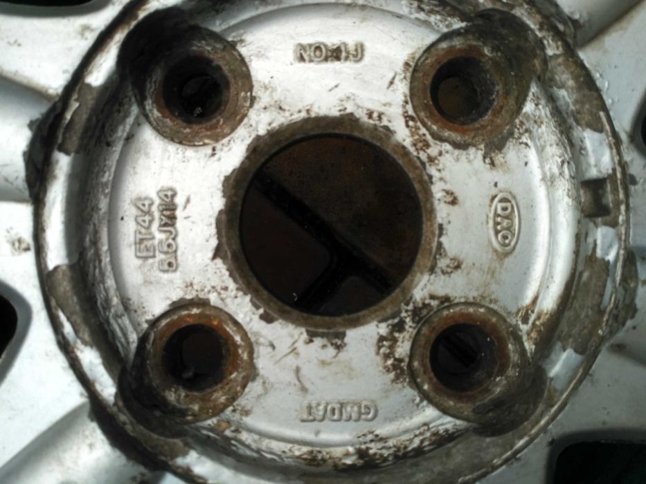 Диски R14 4-114.3 5.5J ET44 DIA56.6мм.