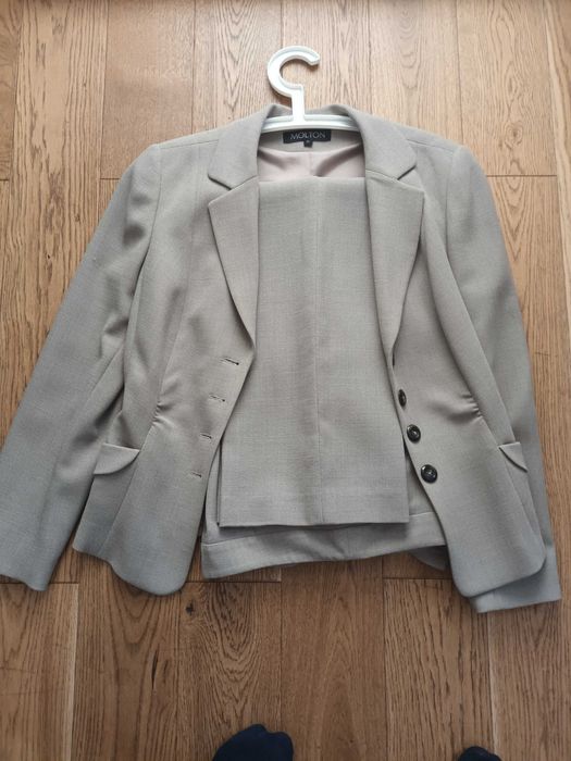 beżowy kostium Molton  z wełną