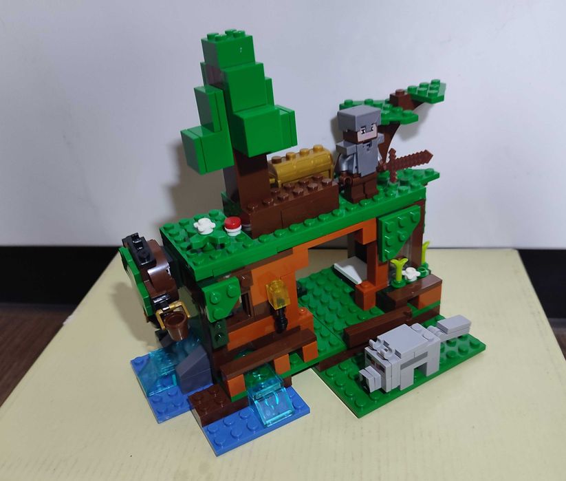 Конструктор Лего /Lego Майнкрафт Minecraft 300 деталей