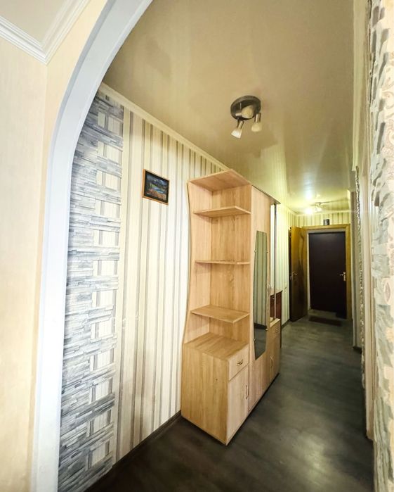 Продаж 3 кімнатної квартири з прибудовою на Новомиколаївці