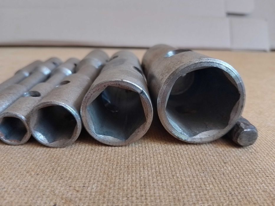 Набор  ключей слесарных головок торцевых с воротком от 30 до 8 мм