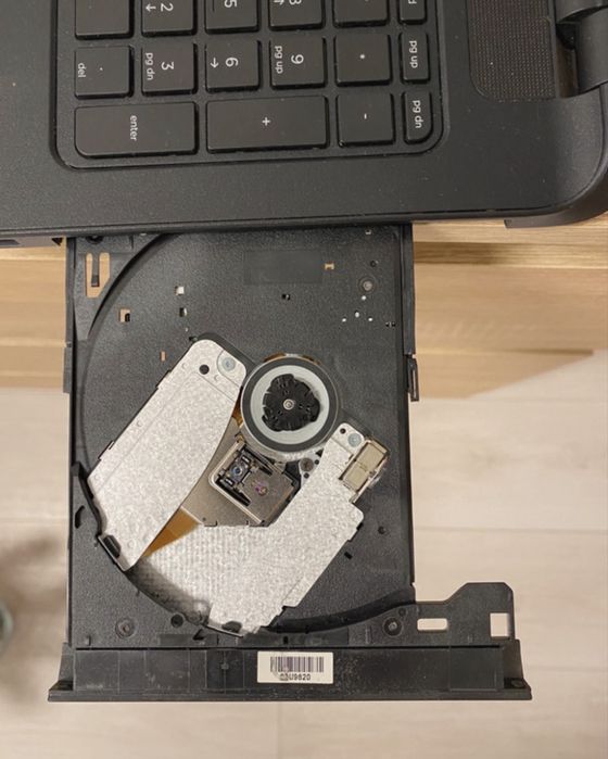 laptop HP 15-f233wm