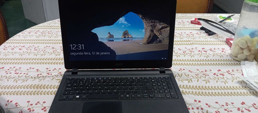 Nootbok Acer i5-7200U 2.50Ghz