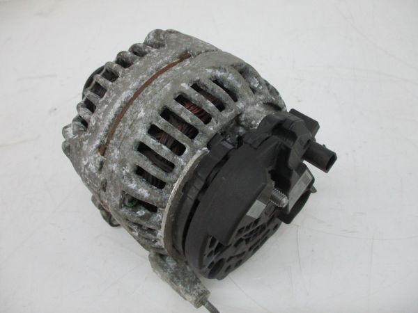 Alternador AUDI A3 (8P1)