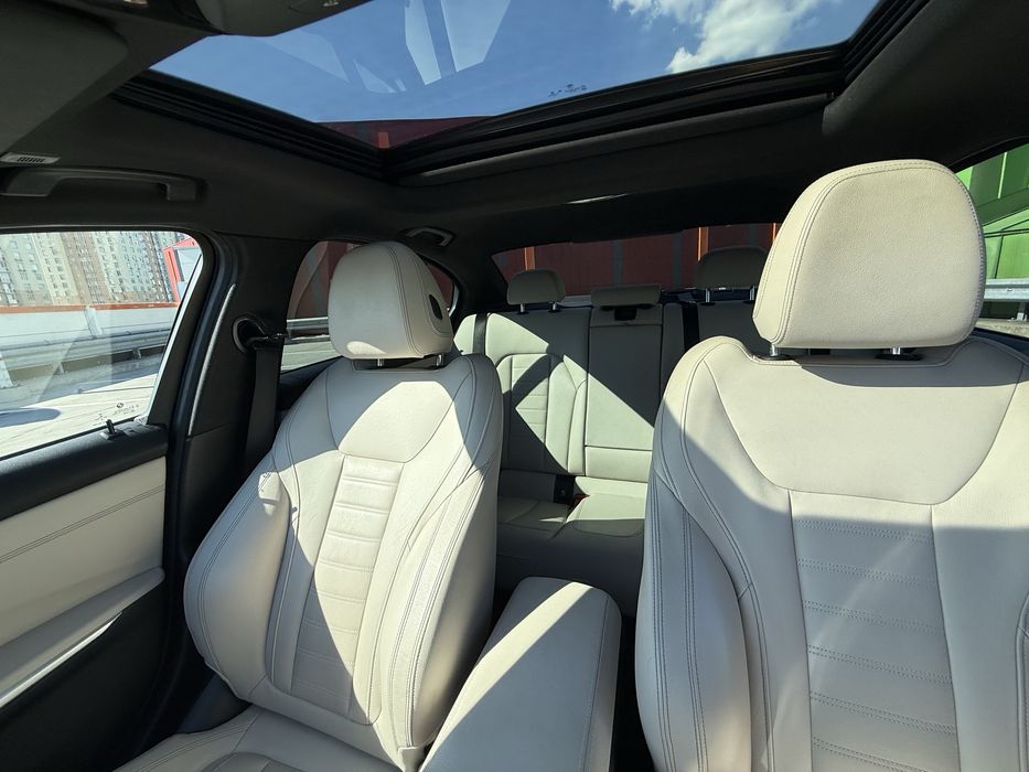 Bmw 330i xdrive 2020