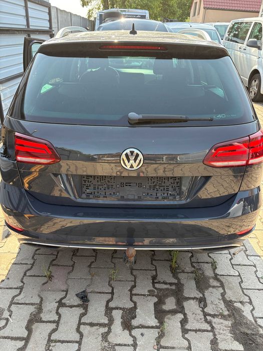 VW Golf 7 kombi klapa tył LI7F