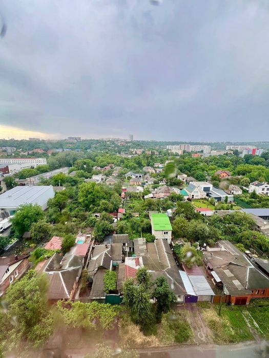 Продам 3 комнатную квартиру на Защитников Украины (87574)