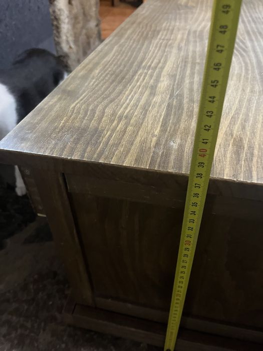 Mesa de centro em madrira