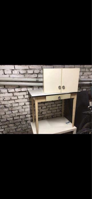 Stary drewniany Kredens Zestaw Szafka stol Klasyka